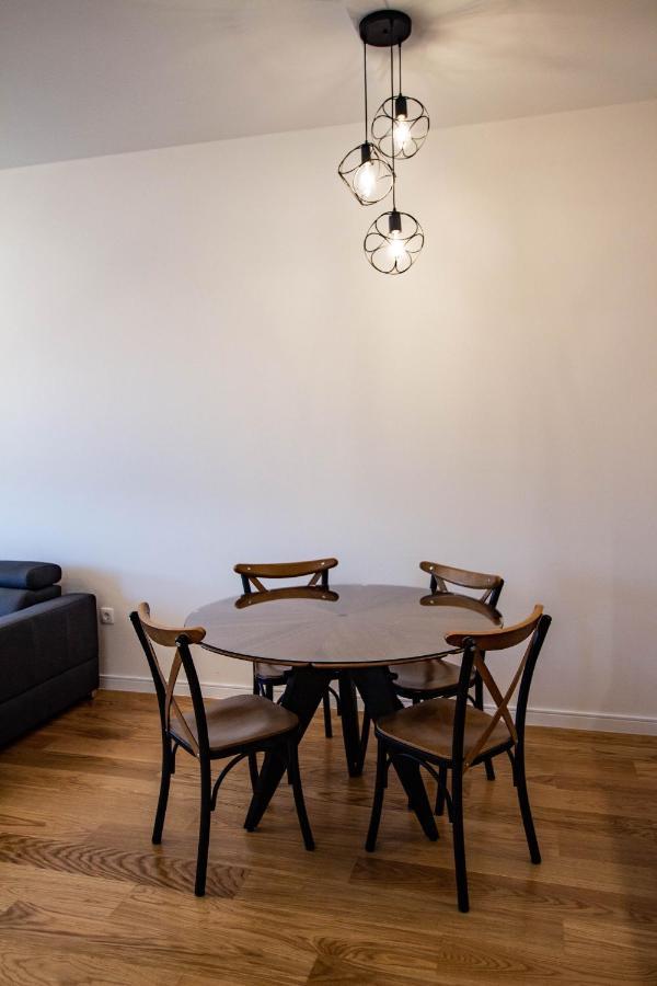 באר Follow The Sun - 4 Person Apartment מראה חיצוני תמונה