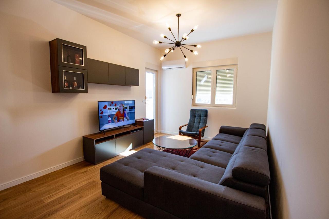 באר Follow The Sun - 4 Person Apartment מראה חיצוני תמונה