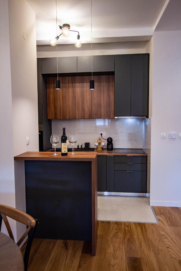 באר Follow The Sun - 4 Person Apartment מראה חיצוני תמונה
