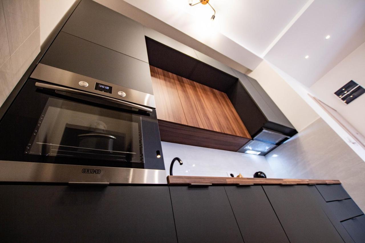 באר Follow The Sun - 4 Person Apartment מראה חיצוני תמונה